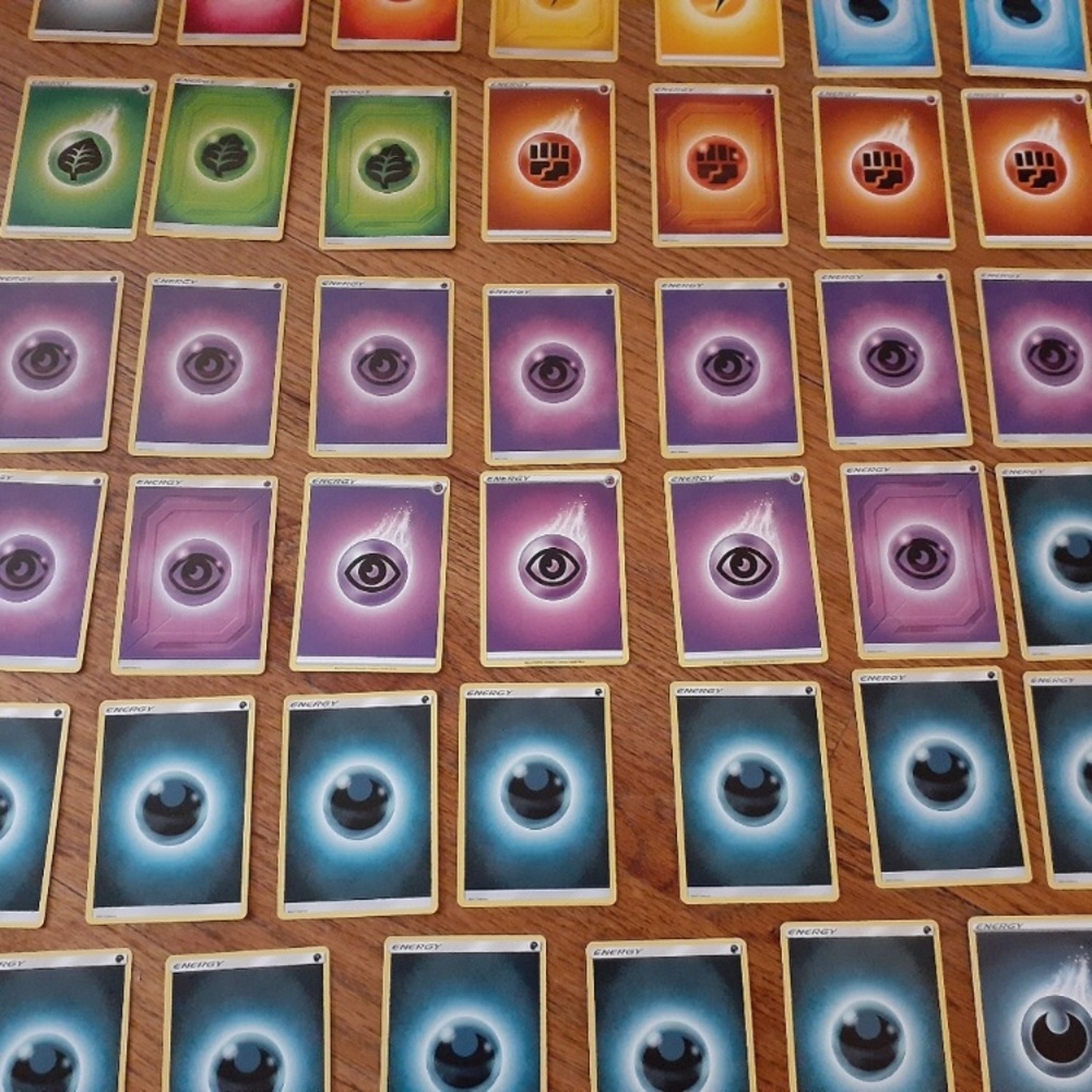 50 Pokémon energy cards - Picture 1 of 1